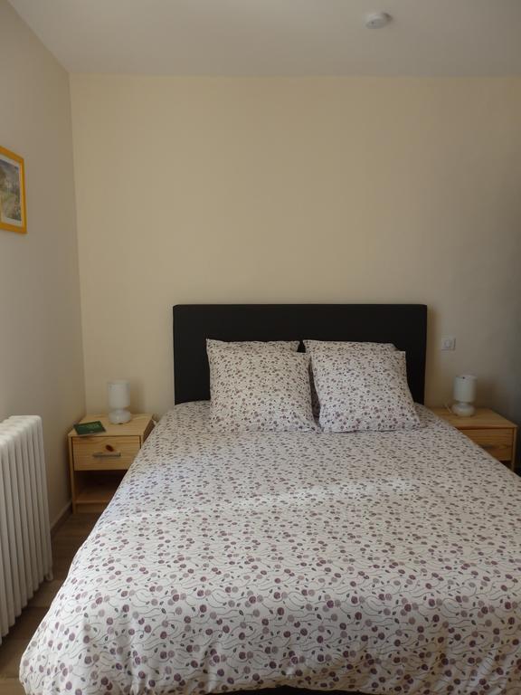 Le Merlanson Chambres D'Hotes Bez-et-Esparon Exteriér fotografie